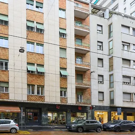 Lägenhet 3Br - Central Cozy 150M2 Flat Milano