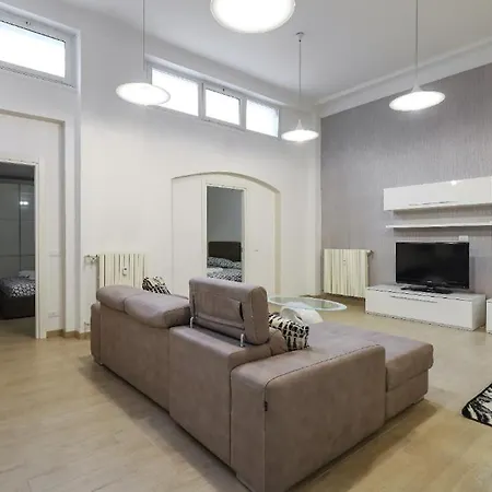 Lägenhet 3Br - Central Cozy 150M2 Flat *