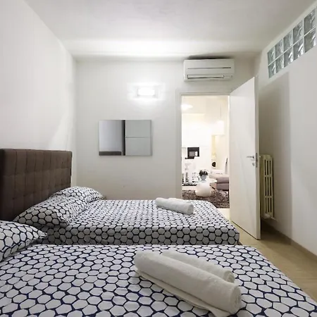 Lägenhet 3Br - Central Cozy 150M2 Flat *