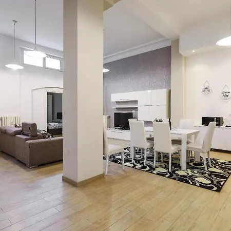 Apartamento 3BR - central cozy 150m2 flat