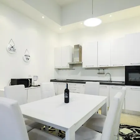 3Br - Central Cozy 150M2 Flat * ミラノ
