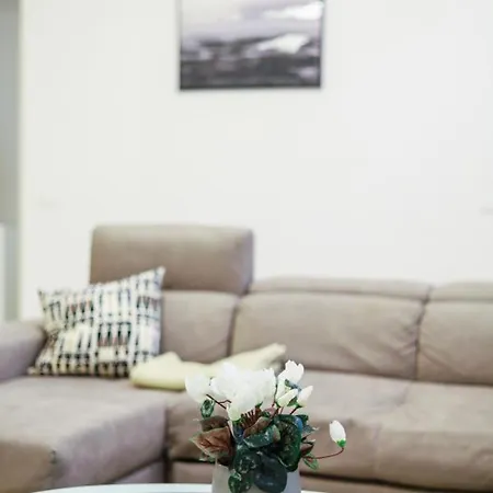 アパート 3Br - Central Cozy 150M2 Flat *